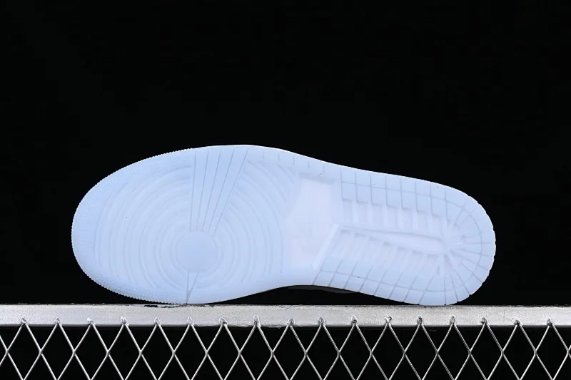 All categories Air Jordan Jordan series basketball shoes Air Jordan 1 Low G version pure original Air Jordan 1 Low AJ1 Joe 1 sea salt blue low-top cultural casual sneakers FN8899-131